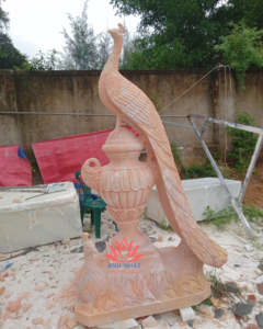 Tượng con công- dieukhacdaanhnhat.com