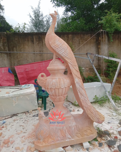 Tượng con công- dieukhacdaanhnhat.com