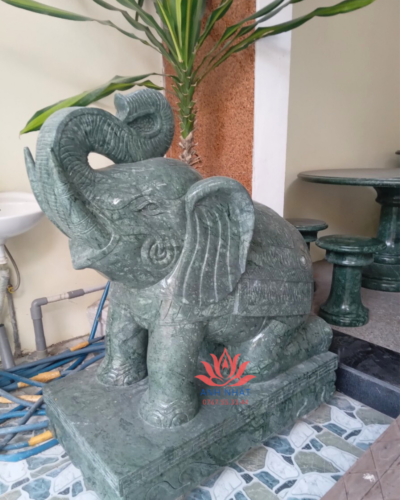 Tượng Con Voi